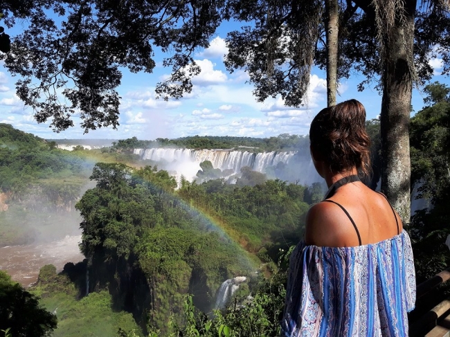 COMBO 01B PUERTO IGUAZU Traslados de llegada y salida + Cataratas del Lado Brasileo