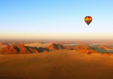 NAMIBIA FASCINANTE Y DESIERTO DE KALAHARI